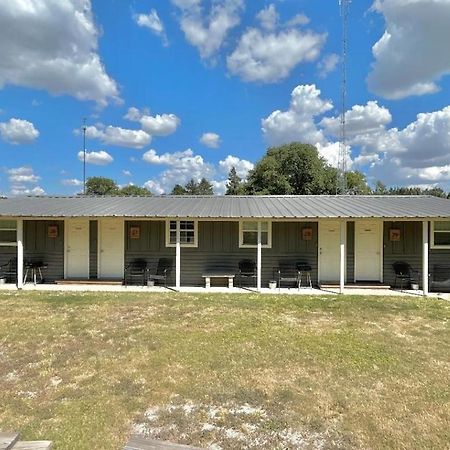Near Lake Texoma Quad-Plex Kitchenette - 29 Mead Exterior photo